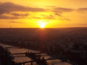 Tramonto dal secondo piano della torre Eiffel