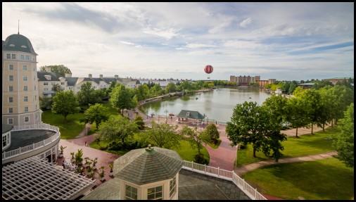 Il lago Disney visto dall’hotel Newport