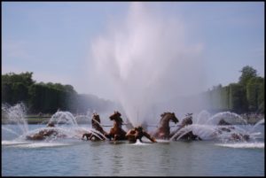 La fontana di Apollo durante lo spettacolo delle fontane musicali