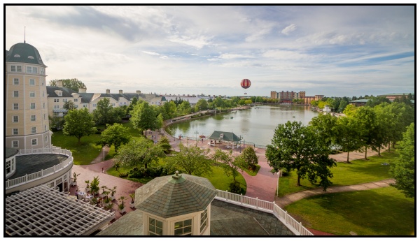 Il panorama sul lago Disney da una camera dell’hotel